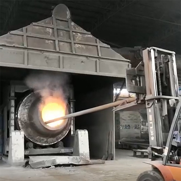 Four rotatif à gaz