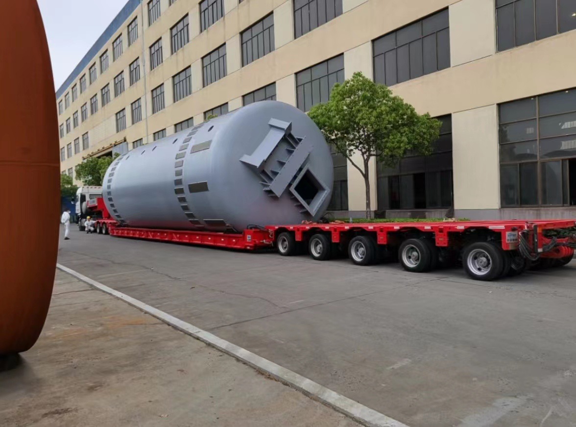 four à anode rotative