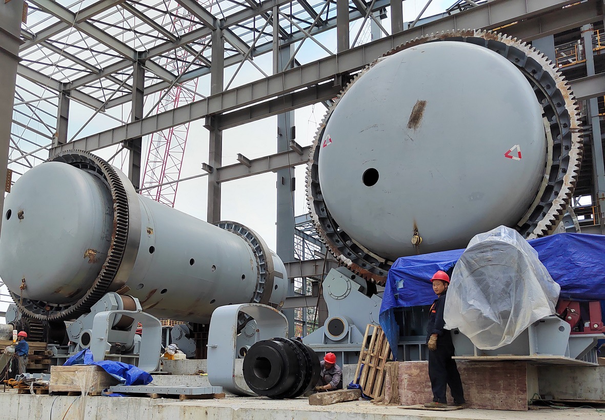 four de raffinage rotatif