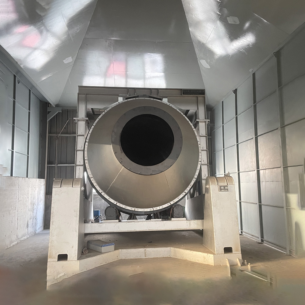 Four rotatif basculant